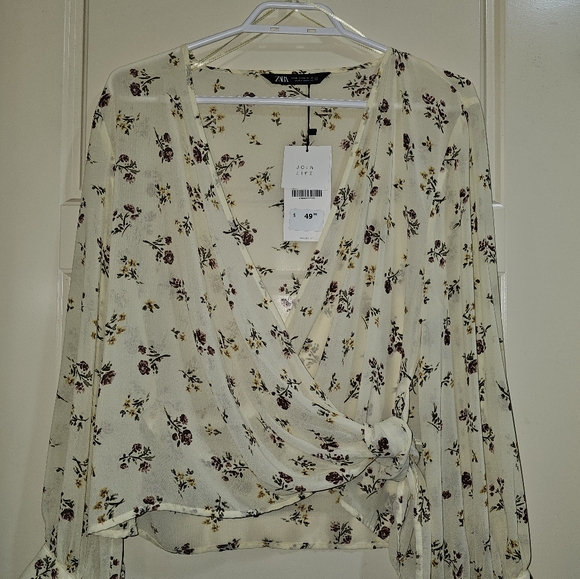 Floral Zara Top - Picture 4 of 5